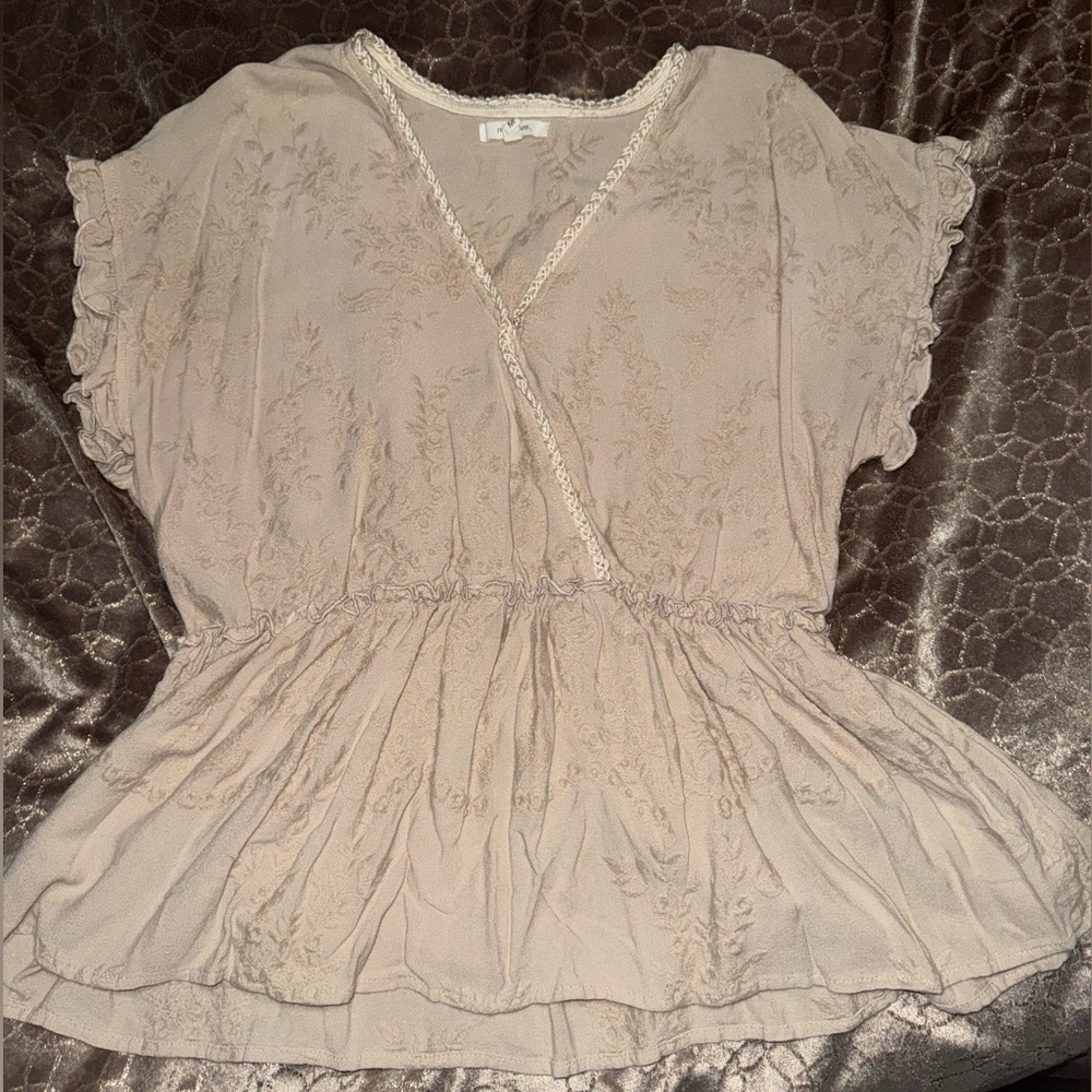 Elegant Beige Lace Trim Blouse